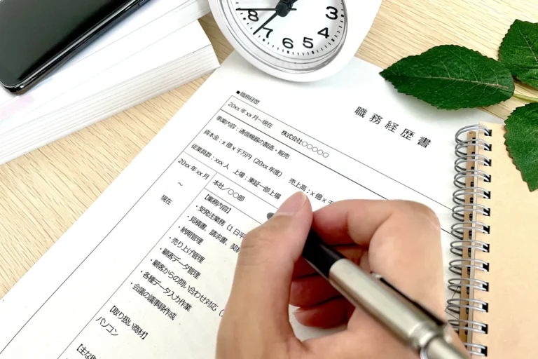 営業の職務経歴書の書き方5つのポイント｜数字が出せない場合の例文とテンプレートを解説